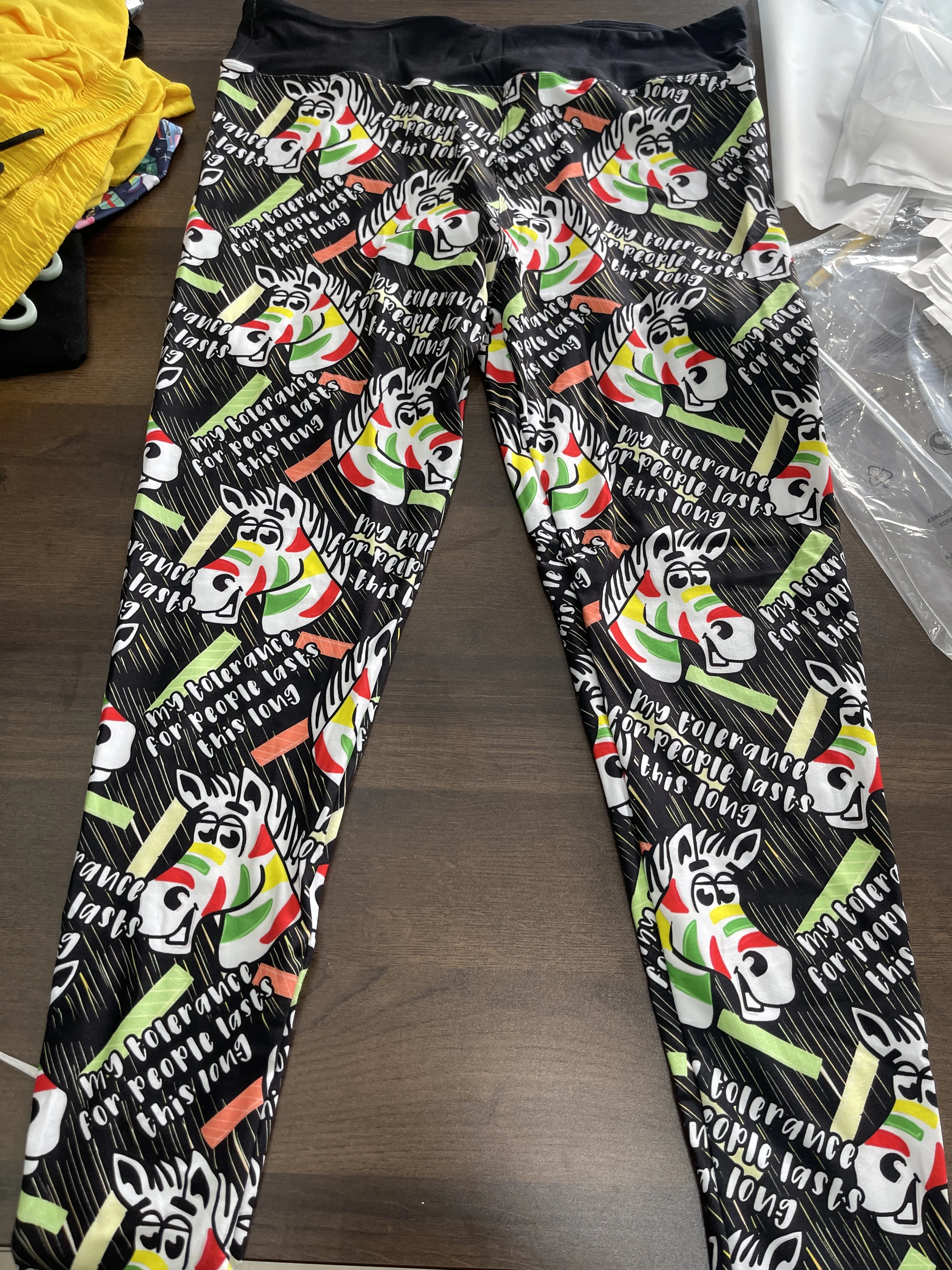 Random delivery of color and size custom 92% polyester 8% spandex yoga waist soft double brush leggings surplus stock clearance