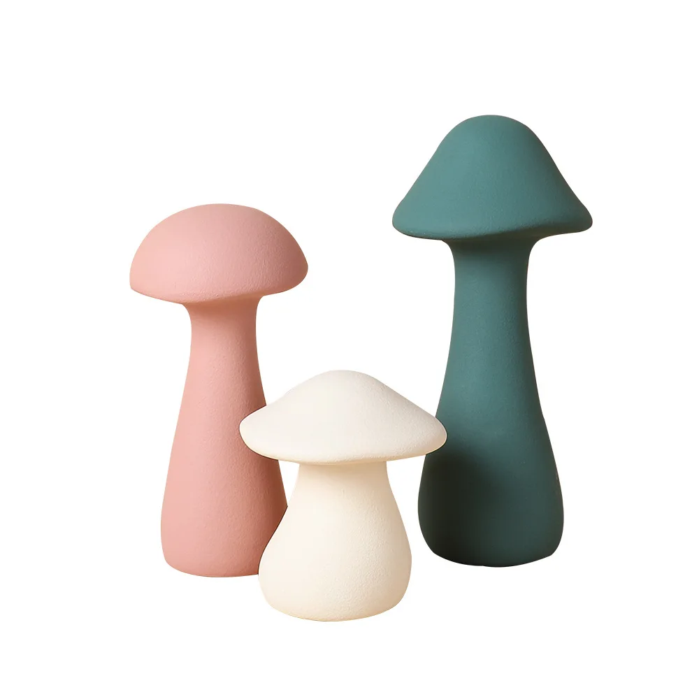 2023 hot sell Yiwu market living room items home decoration bedroom sets ceramic desktop mushroom craft