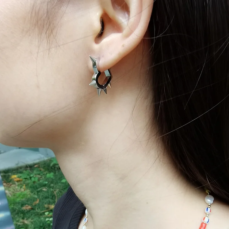 High Polished Stainless Steel Jewelry Taper Shaped Heart Hoop Earring Unisex Hypoallergenic Accessories Hoop Earrings E221369