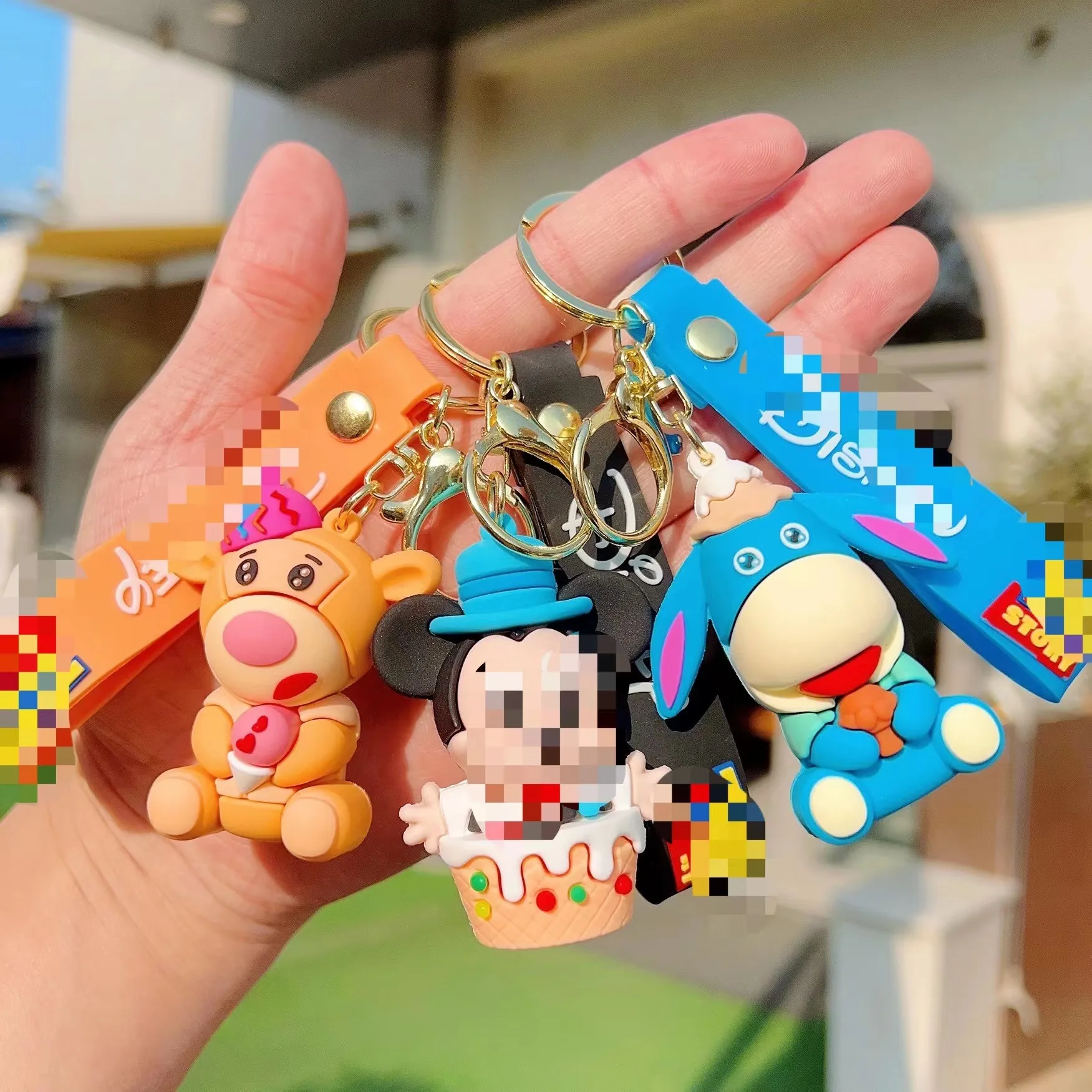 Hot sales 8 colors Custom Llaveros Cartoon Bear Cute Anime Mouse Cartoon Car accessories Rubber key chains