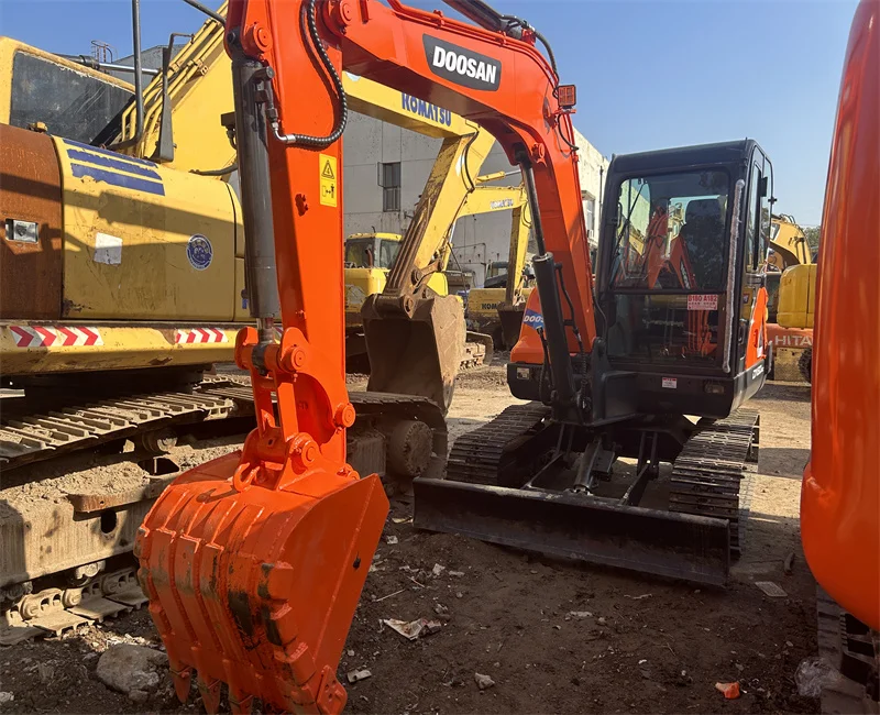 Doosan Dx60 Dx60 9c Excavator Mini Digger For Sale Excavator In Stock