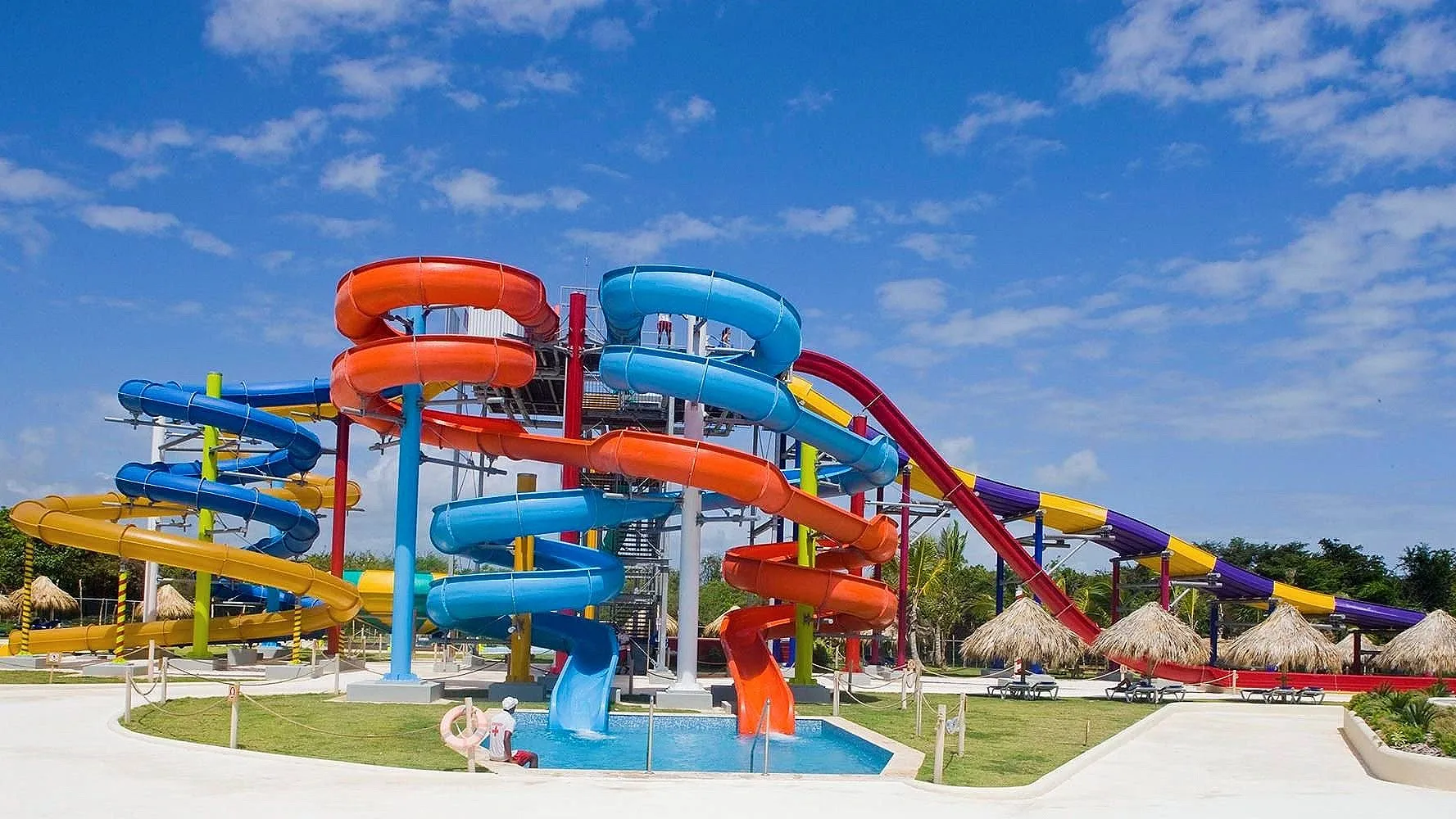 Customized Colorful or Customized Fiberglass Slide for Residential and Resort Hotel Water Parks