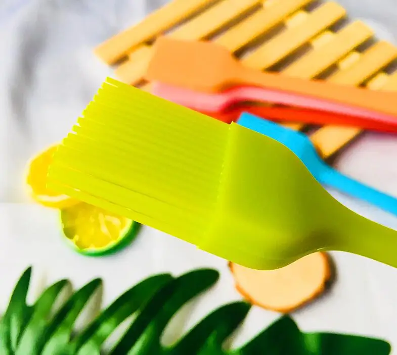 USSE Kitchen Eco-friendly Non-Stick Durable Heat-Resistant Silicone Basting Pastry Brush Metal Handle Korean Style for BBQ manufacture