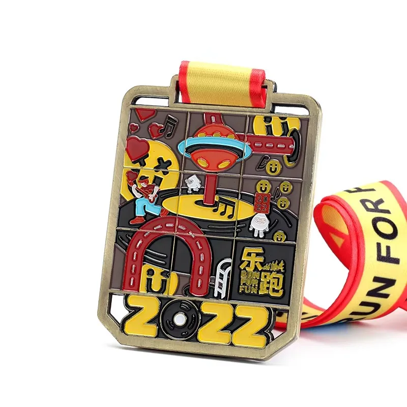 Manufacturer Cheap Blank Award Medal Custom Design Marathon Running Metal Sport Medal details