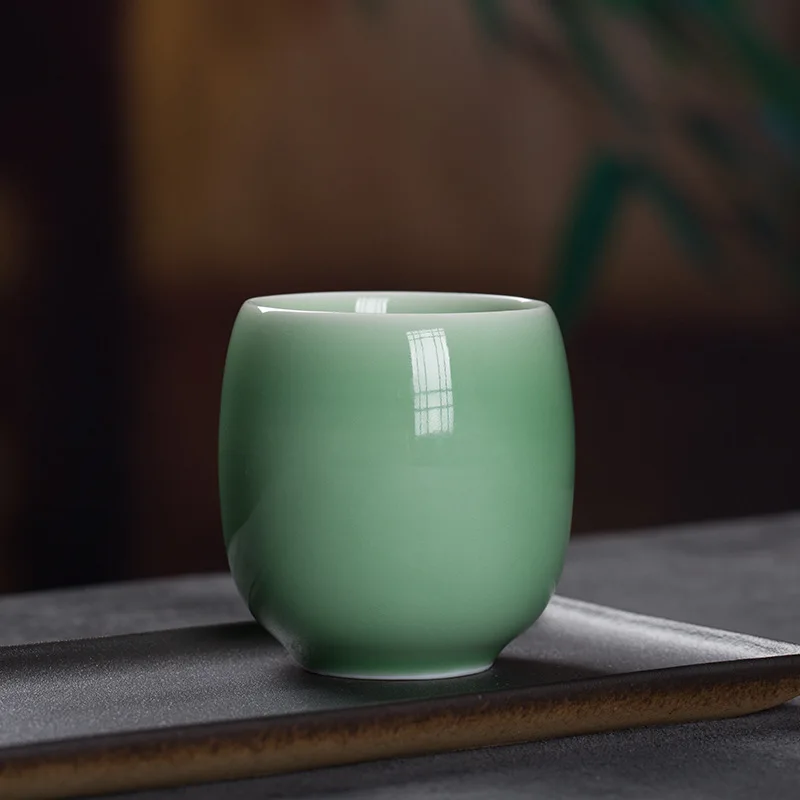 product wholesale chinese design daily use luxury celadon large tea cup ceramic kung fu tea single cup tea bowl gift cup506-9