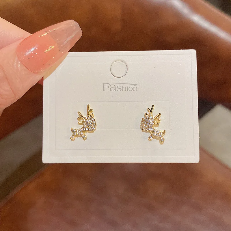 lovely wapiti earrings women 2022 years The new tide fashion temperament contracted small and exquisite earrings