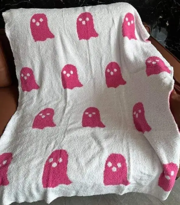 Stock 50x60 Plush Reversible Throw Blanket Hot Pink and White Halloween Ghost Blanket