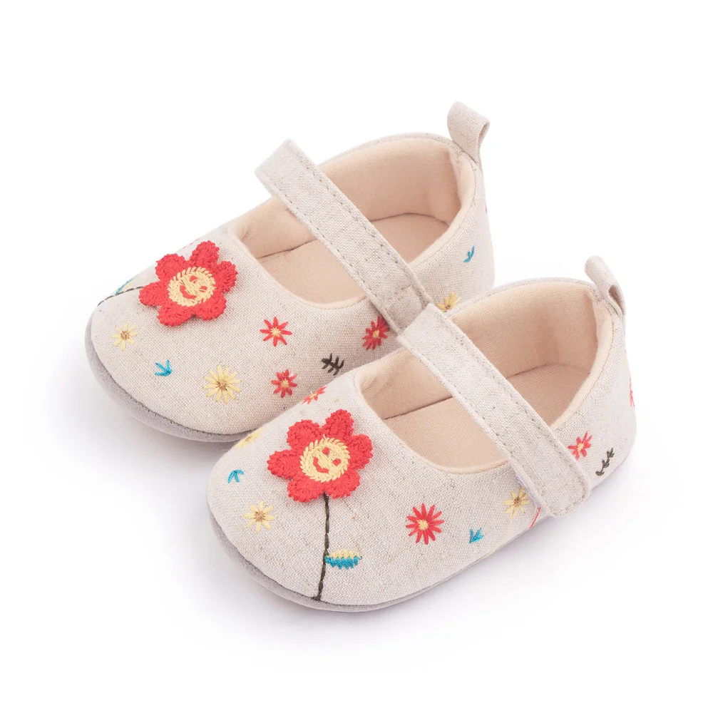 Spring and Autumn Cute Embroidery Flower Solid Color Soft Soled Baby Girls Princess Toddler Shoes supplier