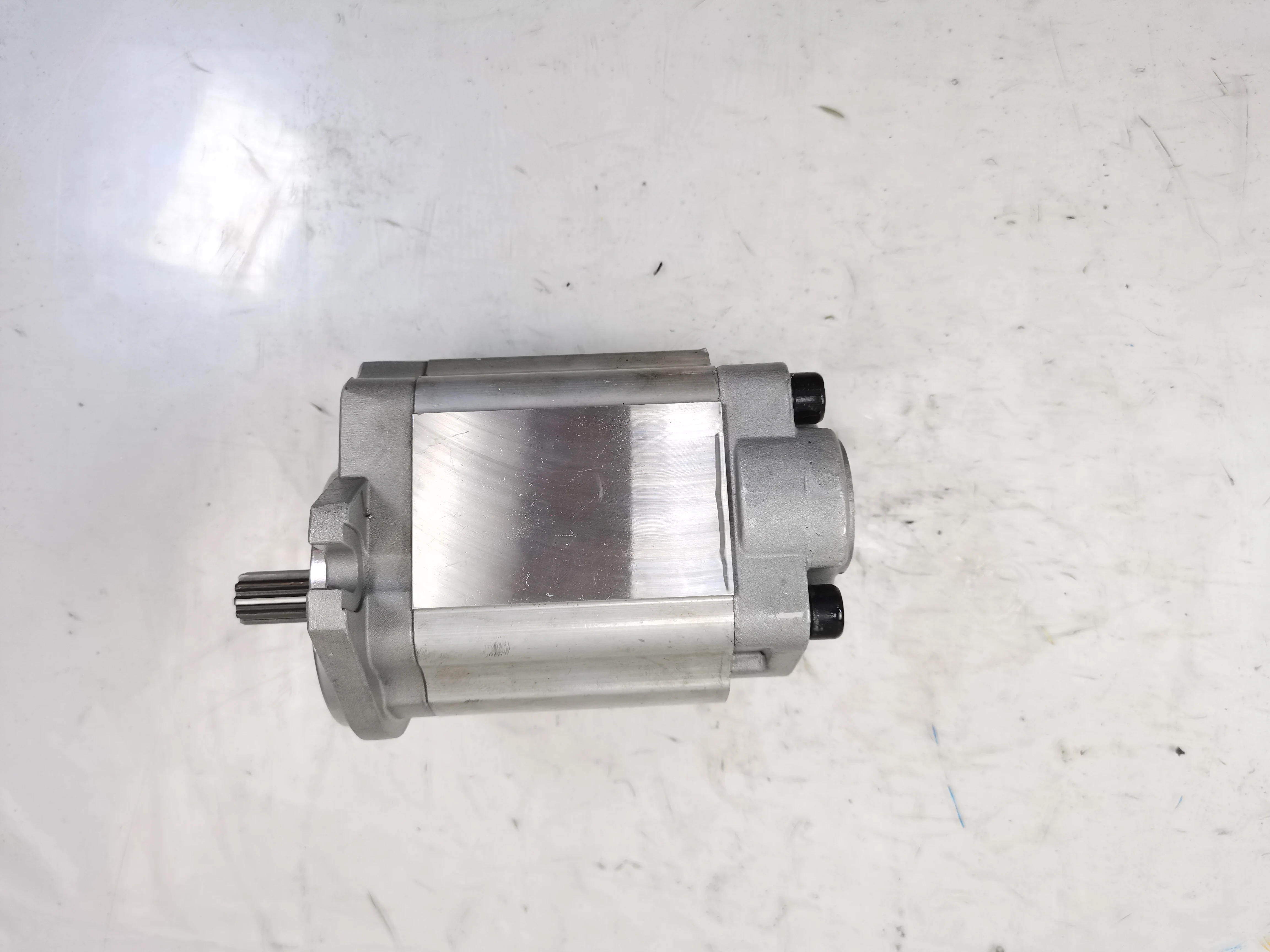 High Pressure Hydraulic Gear Pump for Mining Industry with 6 Months Warranty and Aluminum Alloy Construction