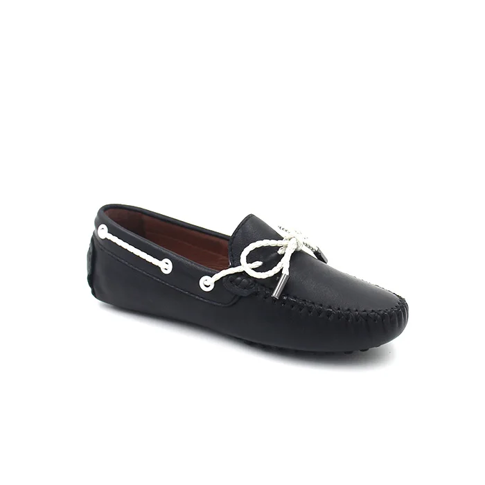 boys black boat shoes