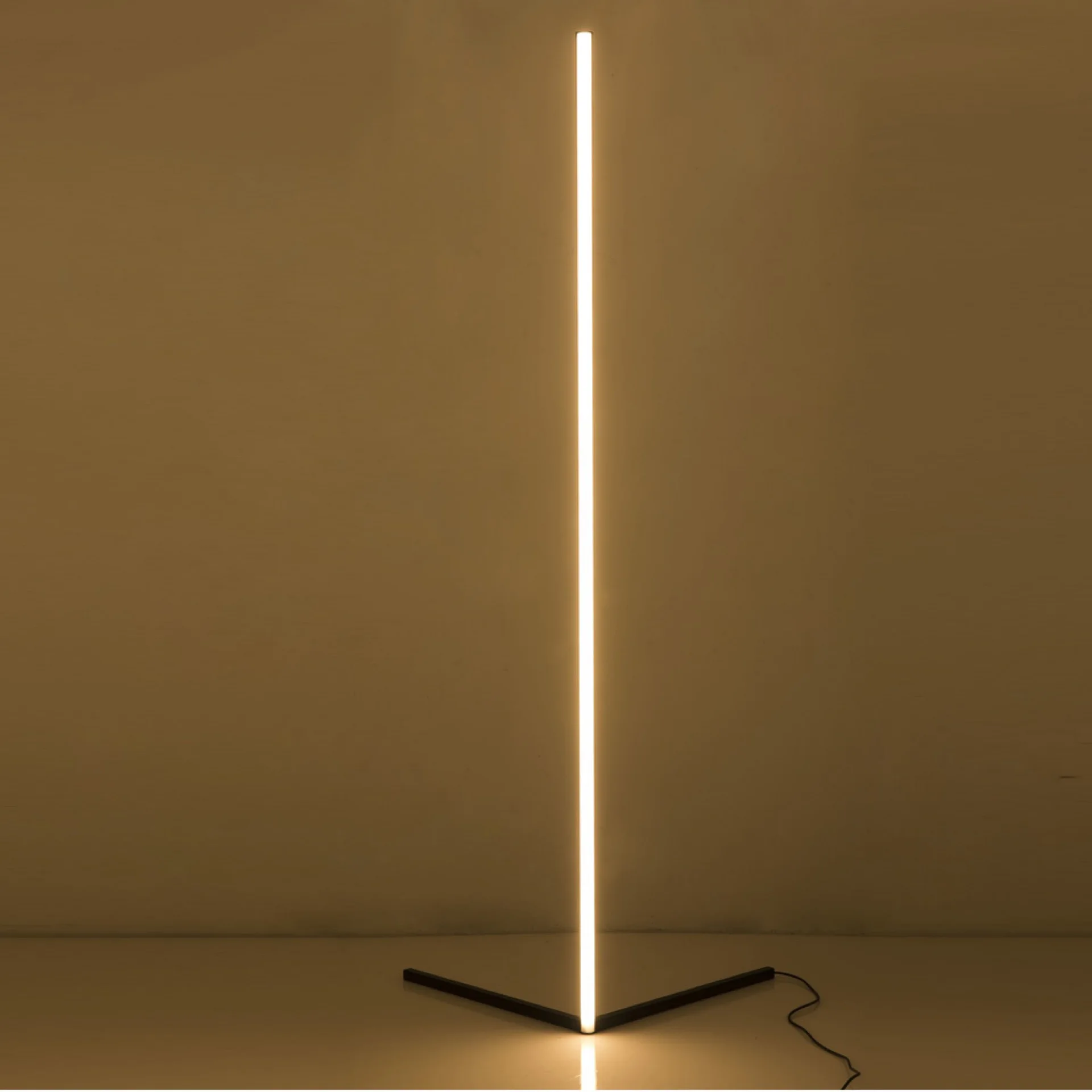 Hot sales Ready to Ship Product Hotel Decor Sofa Beside dimming colorful Floor Lamp Lantern Luminous Light Modern