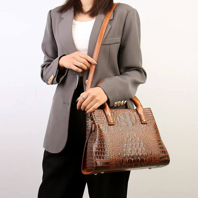 New Luxury Style Crocodile Leather Bag Shoulder Bags For Women Custom Handbag Manufacturer