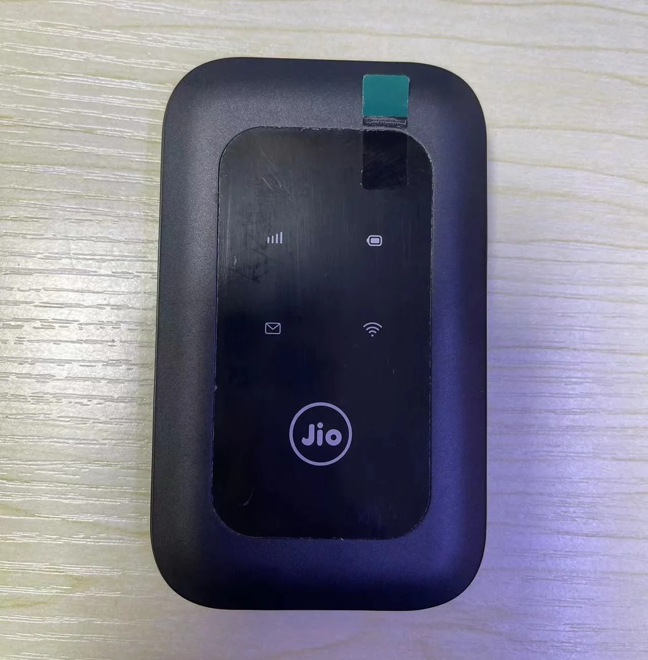 Hot Selling Jio WiFi Device Pocket WiFi Box B1 B3 B5 B7 B8 B20 B38 B40 B41 Wireless Unlocked 4G SIM Router
