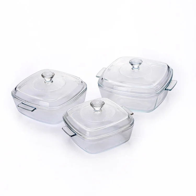 casserole dish with glass lid