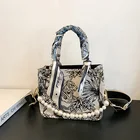 Ladies Fashion Handbag 2021 Luxury Flower Printed Handbag For Women Fashion Trendy Shoulder Ladies Handbag