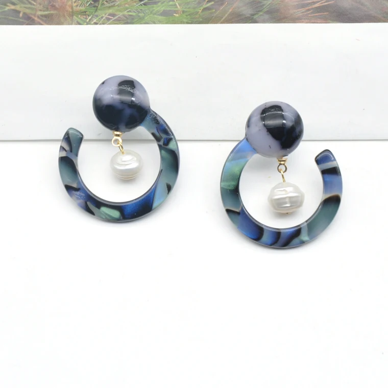 Newest design shell acrylic korean style woman trendy pearl stud earrings