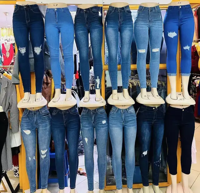 China factory direct sales Ladies slim stretch jeans pencil pants ripped destroyed women's jeans