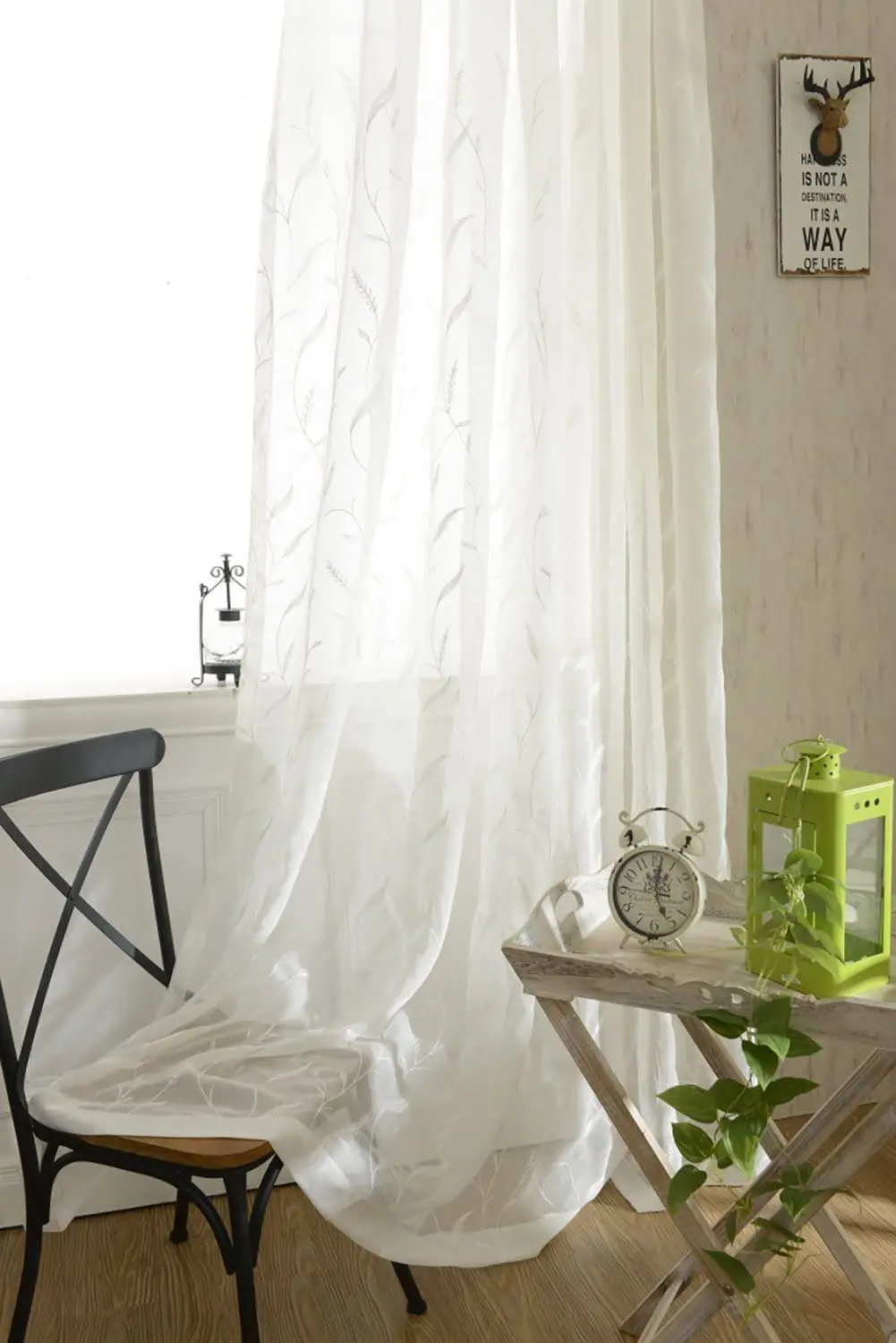 刺绣藤蔓图案白色透明窗帘面料用于客厅卧室家居装饰定制透明窗帘