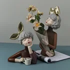 Ornament Table Resin Ornament Living Room Gift Accessory Girl Table Statue Resin Figurine Decoration