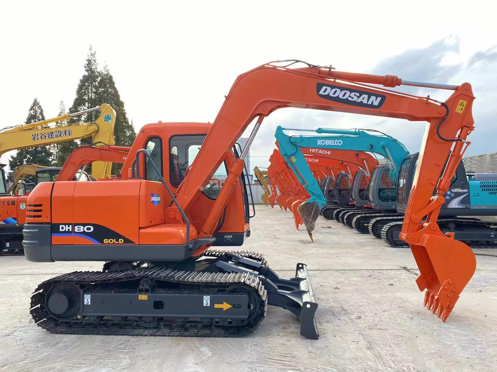 Used Doosan Dx Dh Mini Excavator Original Doosan Dx Dh Dx