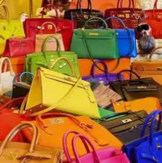 PVC Leather Faux Leather Fabric with 7 Colors in Stock 50 Yards MOQ and 100000 Meters Production Capacity