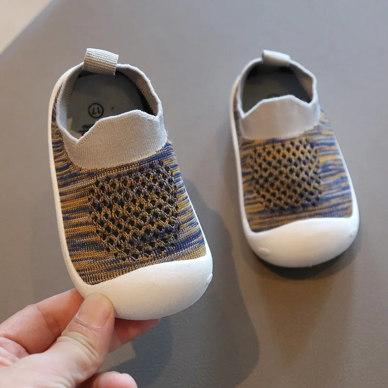 Hot-Selling Spring Summer New Baby Sneakers Soft Bottom Toddler Shoes with Breathable One-Pedal Knitted Set for 1-8 Years Old details