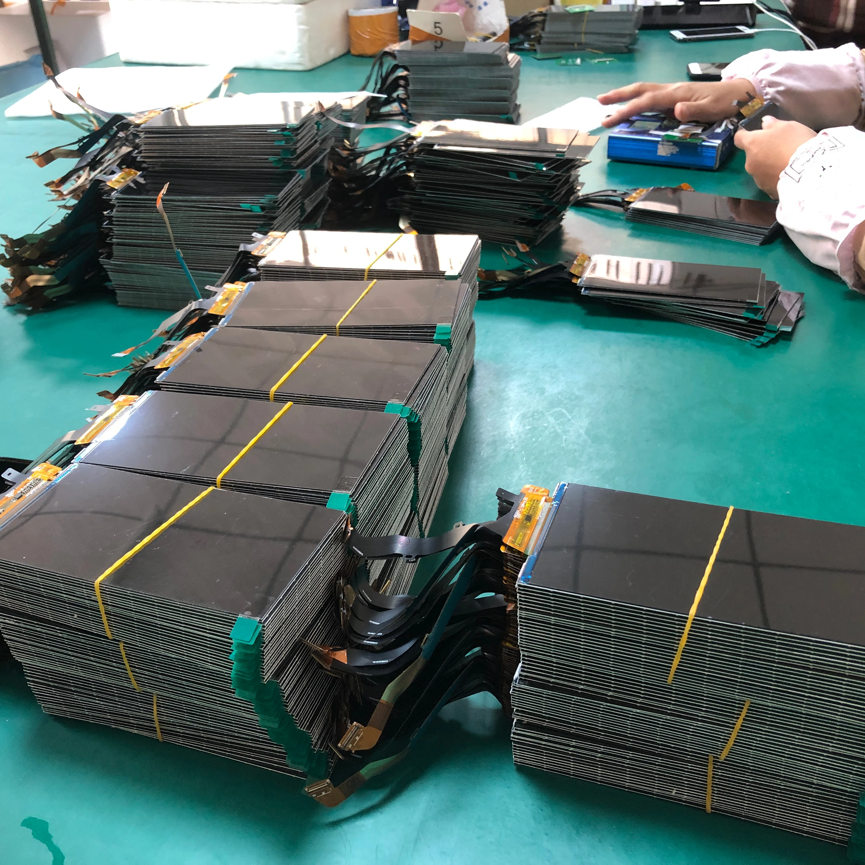 plastic lcd screen factory