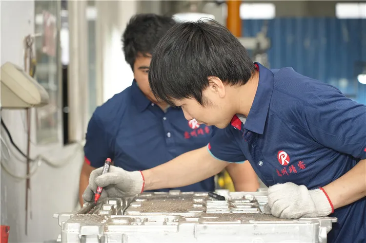 Precision Custom Machining Die-Casting Aluminum Alloy Mechanical Parts Casting Service Parts Gravity Casting Machining manufacture