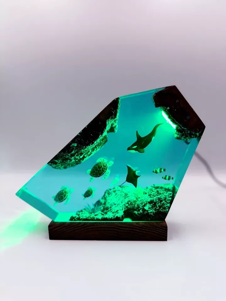 fish lamp (1).png