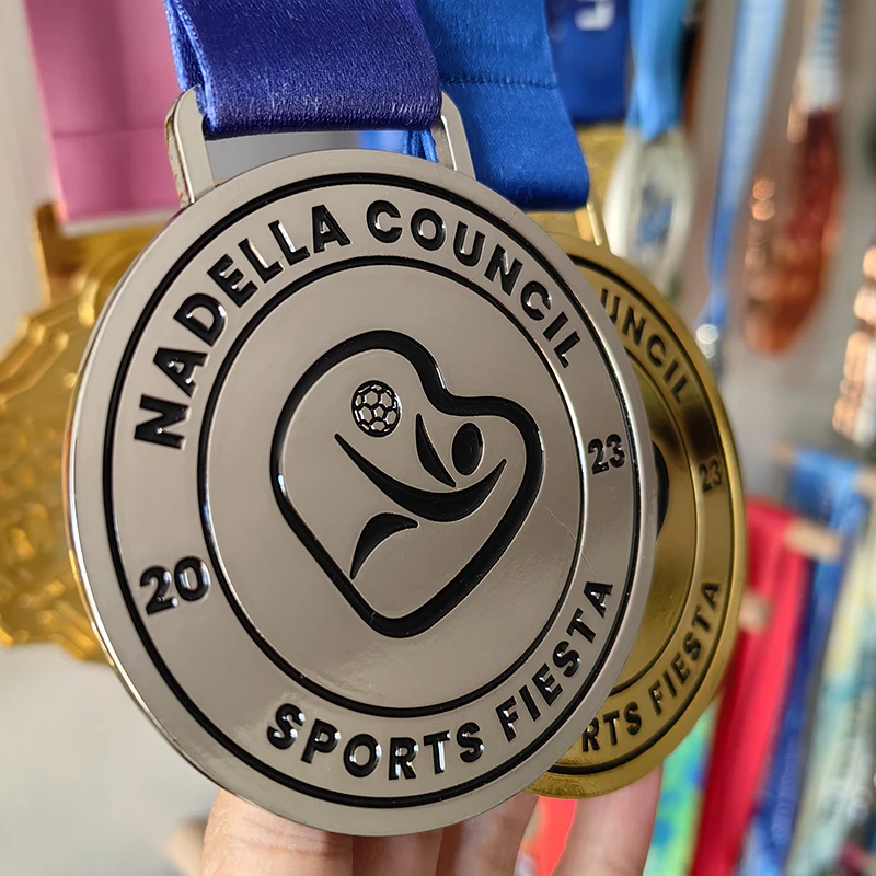 Professional Custom Souvenir Football Metal Medals Gold Silver Copper Award Sports Race Soccer Medal manufacture