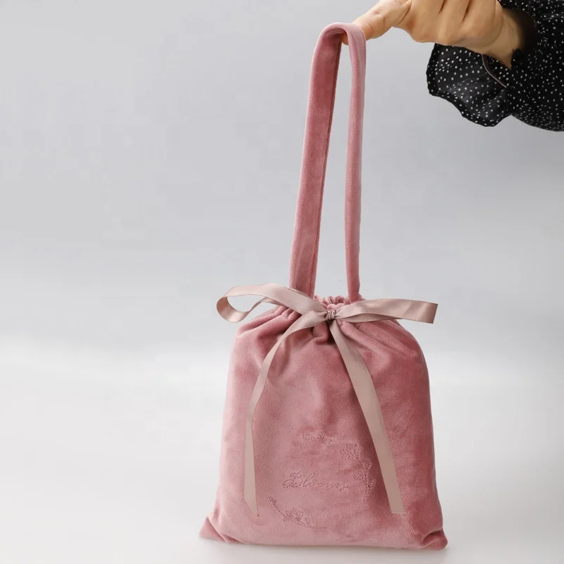 New Arrival Fashion Women Velvet Travel Bag Ladies Drawstring Handle Velvet Pouch Shopping Gift Dust Bag With Ribbon