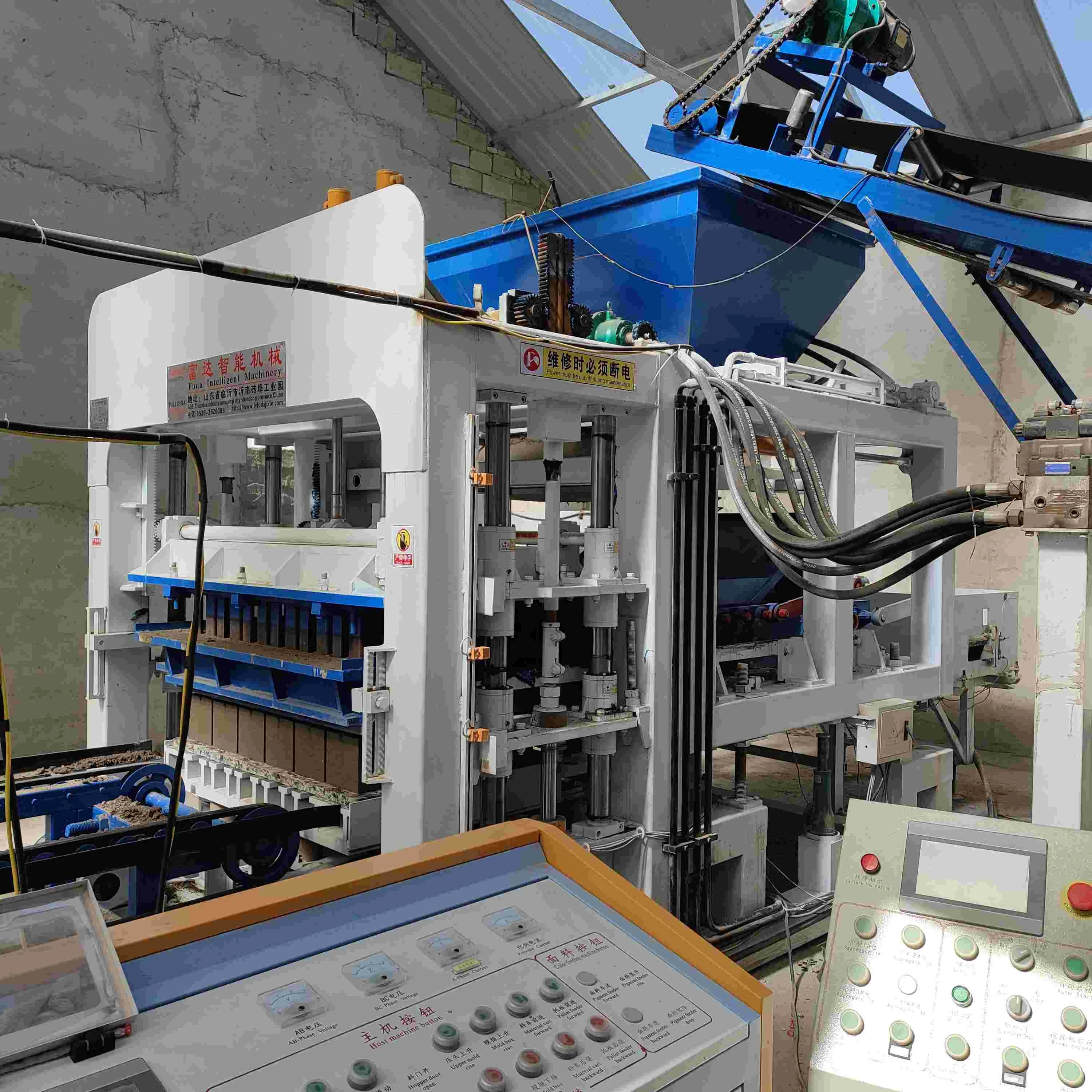 Automatic Building Material Machinery Concrete Block Brick Making Machine Hydraulic Interlocking Cement Brick Production Line manufacture