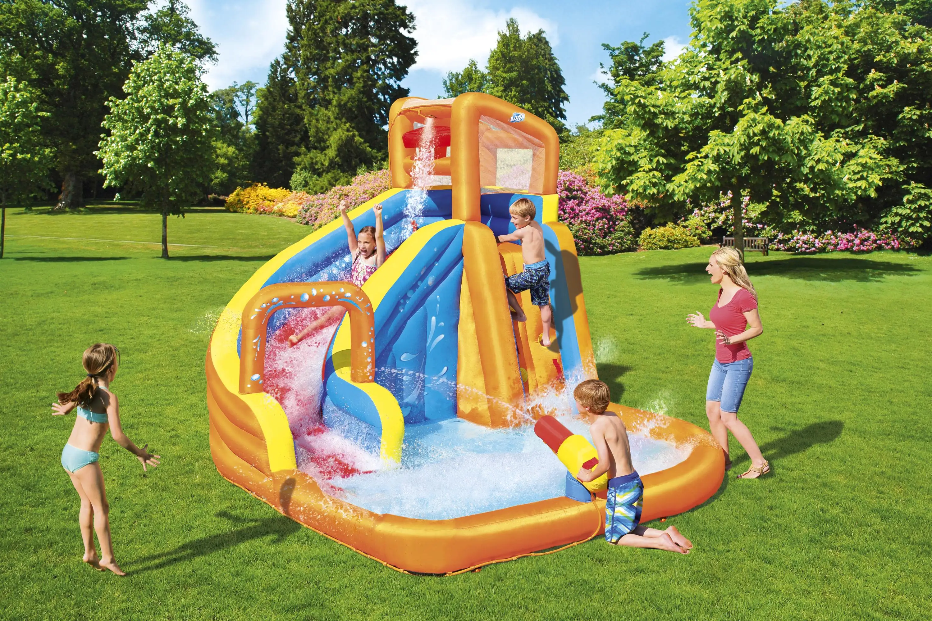Bestway53301 Inflatable Largest Water Park Swimming Pool With Slides
