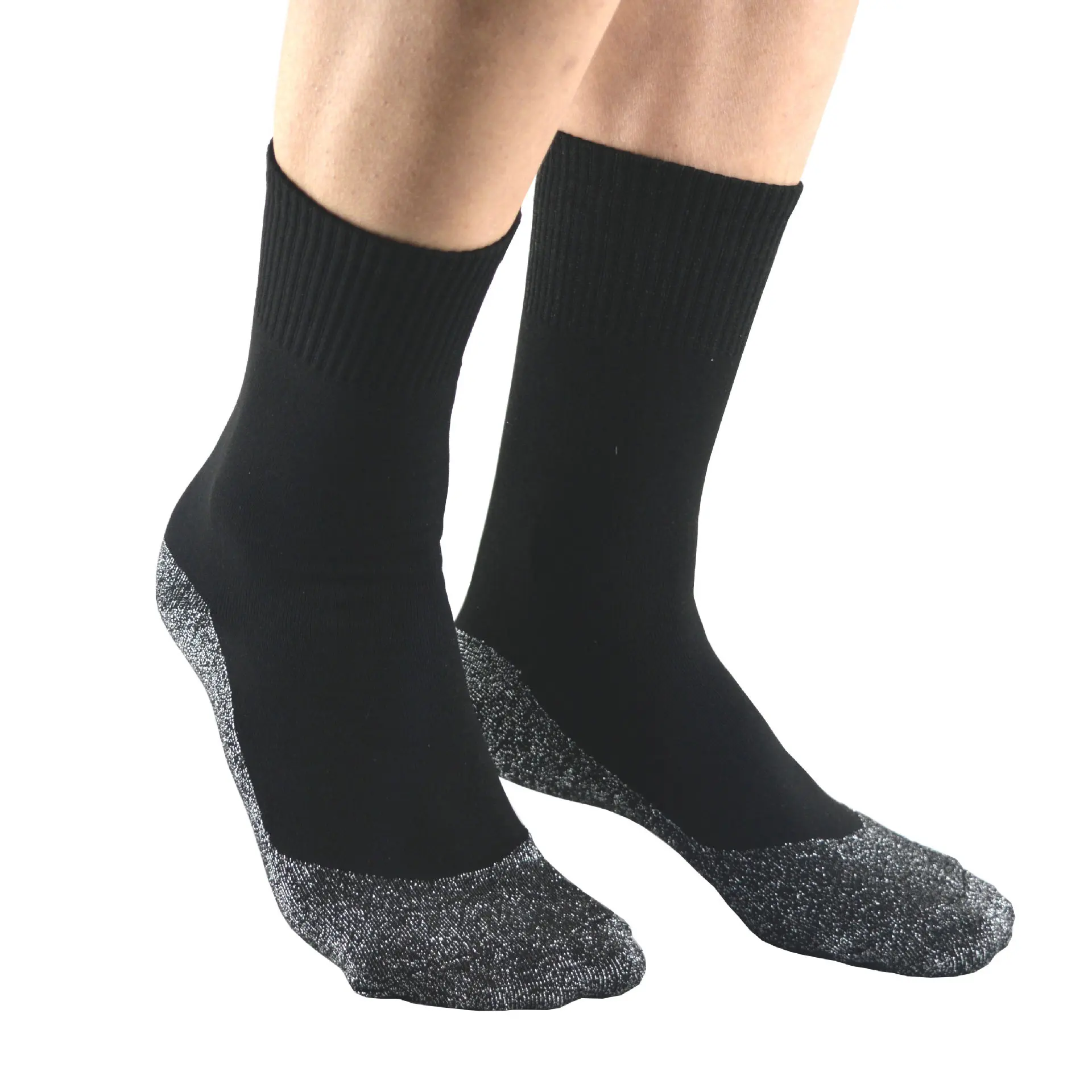 socks to keep feet warm and dry