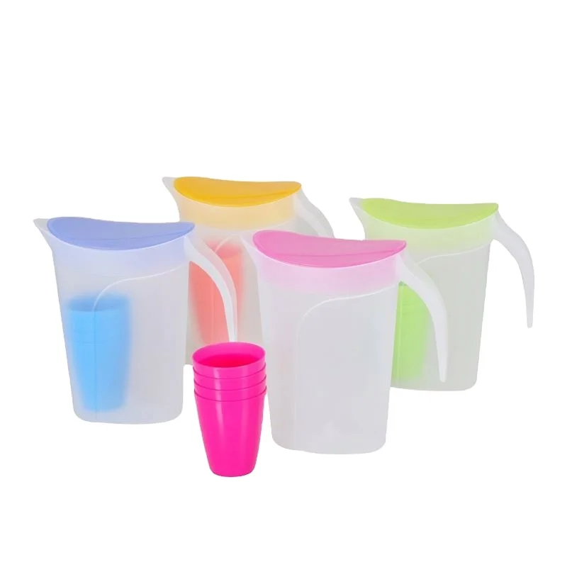 Sell Well New Type Tea Pitcher Pp Plastic Beverage Kettles Plastic Water Jug 2L with 4 cups