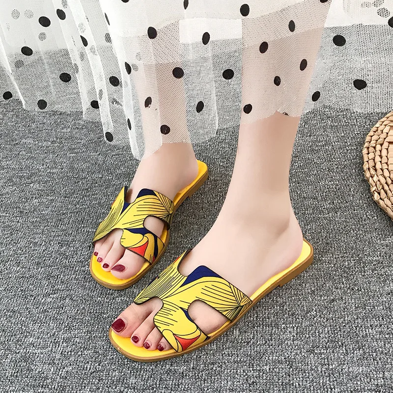 2024 Summer Women's Shoes New Korean Version Outside Wears Flat Slipper Women's Flat Heel Summer Sandals