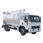 Feed Truck Dongfeng 4x2 142 Horse Power 14CBM Bulk Feed Transport Truck Grain Truck