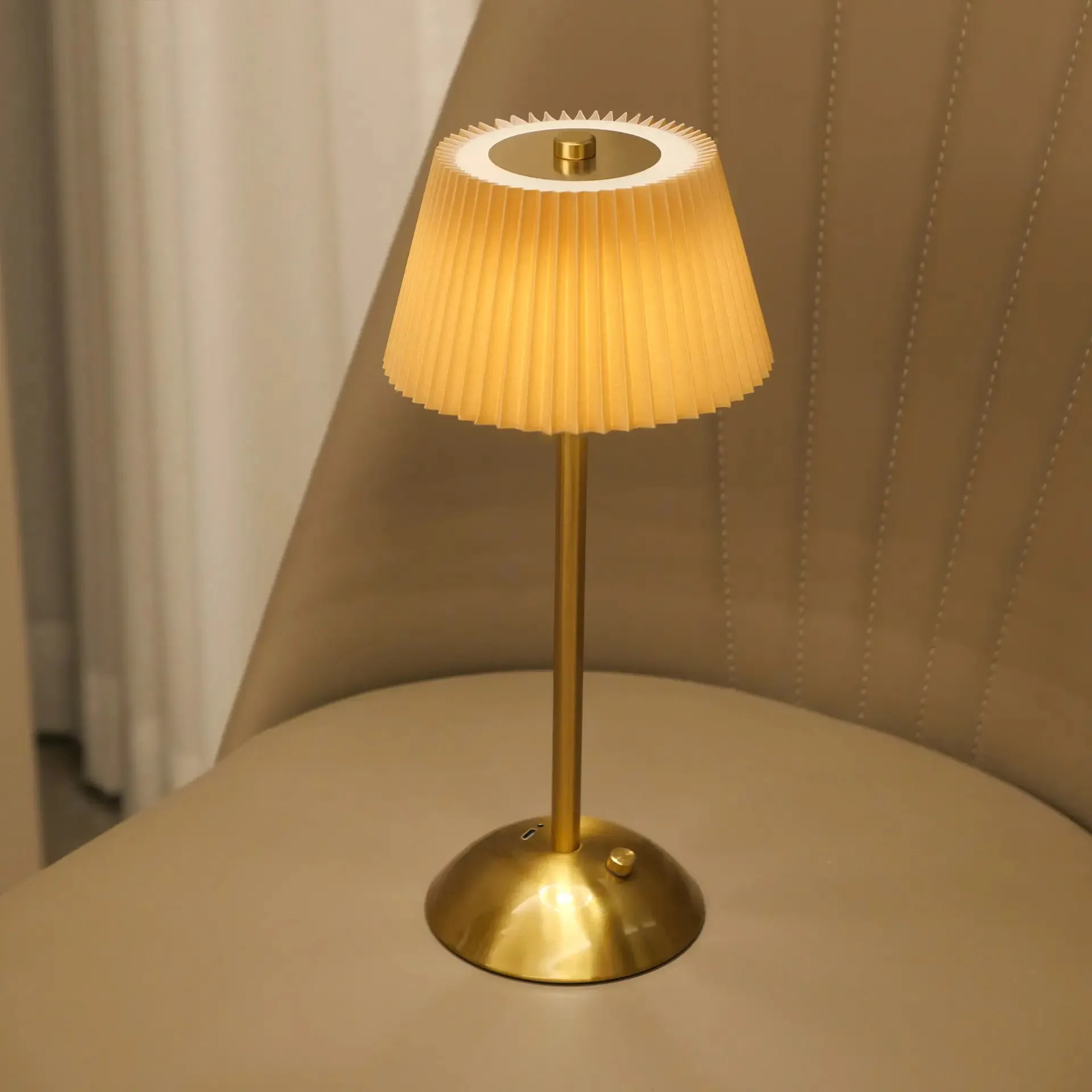 Modern Minimalist Rechargeable Touch Night Light Pleated Fabric Metal Bedside Atmosphere Lamp 5V Battery Cross-Border Table Lamp