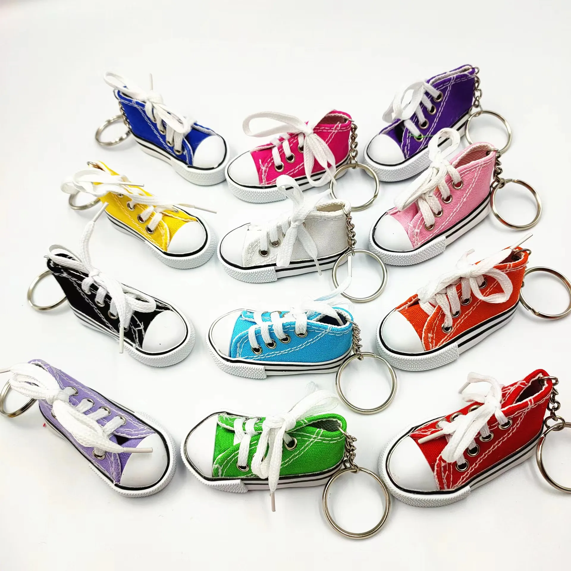 Passend Concentratie oppakken Fashion Creative Mini Canvas Shoes Key Ring Pendant 7.5cm Crafts Simulation  Doll Shoes Keychain Creative Gifts - Buy Simulation Doll Shoes Keychain  Creative Gifts,Creative Mini Canvas Shoes Key Ring,Pendant 7.5cm Crafts  Simulation