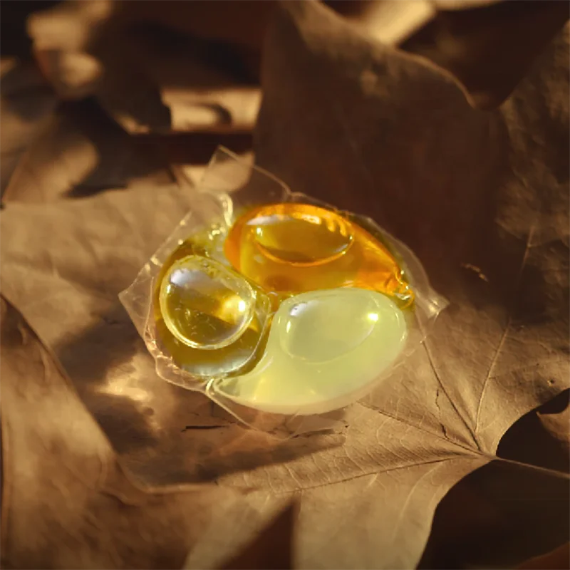 Box Laundry Detergent Pods with Multi-Concentrated Enzymes Whispers of Autumn Scent