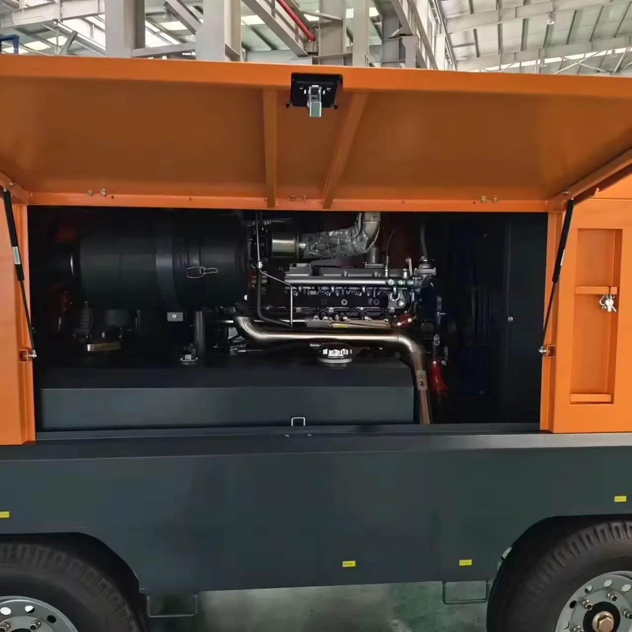 Hongwuhuan HGT15-17C diesel screw air compressor 15bar 550cfm  650cfm 12bar diesel engine air compressor