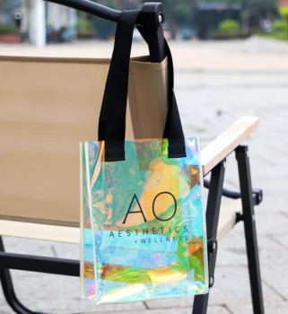 Custom logo clear tote bag waterproof holographic pvc gifts cosmetic shopping bag transparent with logo