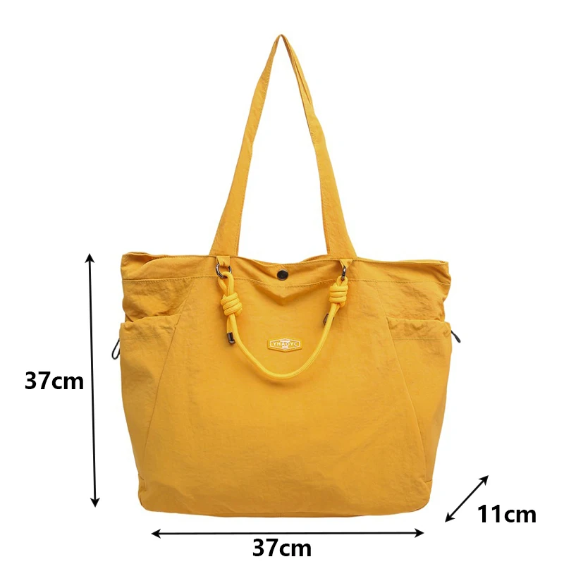 Unisex Large Capacity Lightweight Commuting Shopping Tote Bag Fashionable Casual Zipper Closure Shoulder Bag details