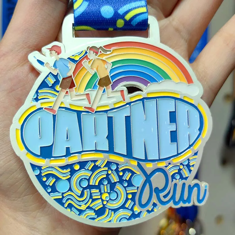 Wholesale Custom Design Your Own Blank Metal Sport Medal Zinc Alloy 3D Gold Award Marathon Running Medals manufacture
