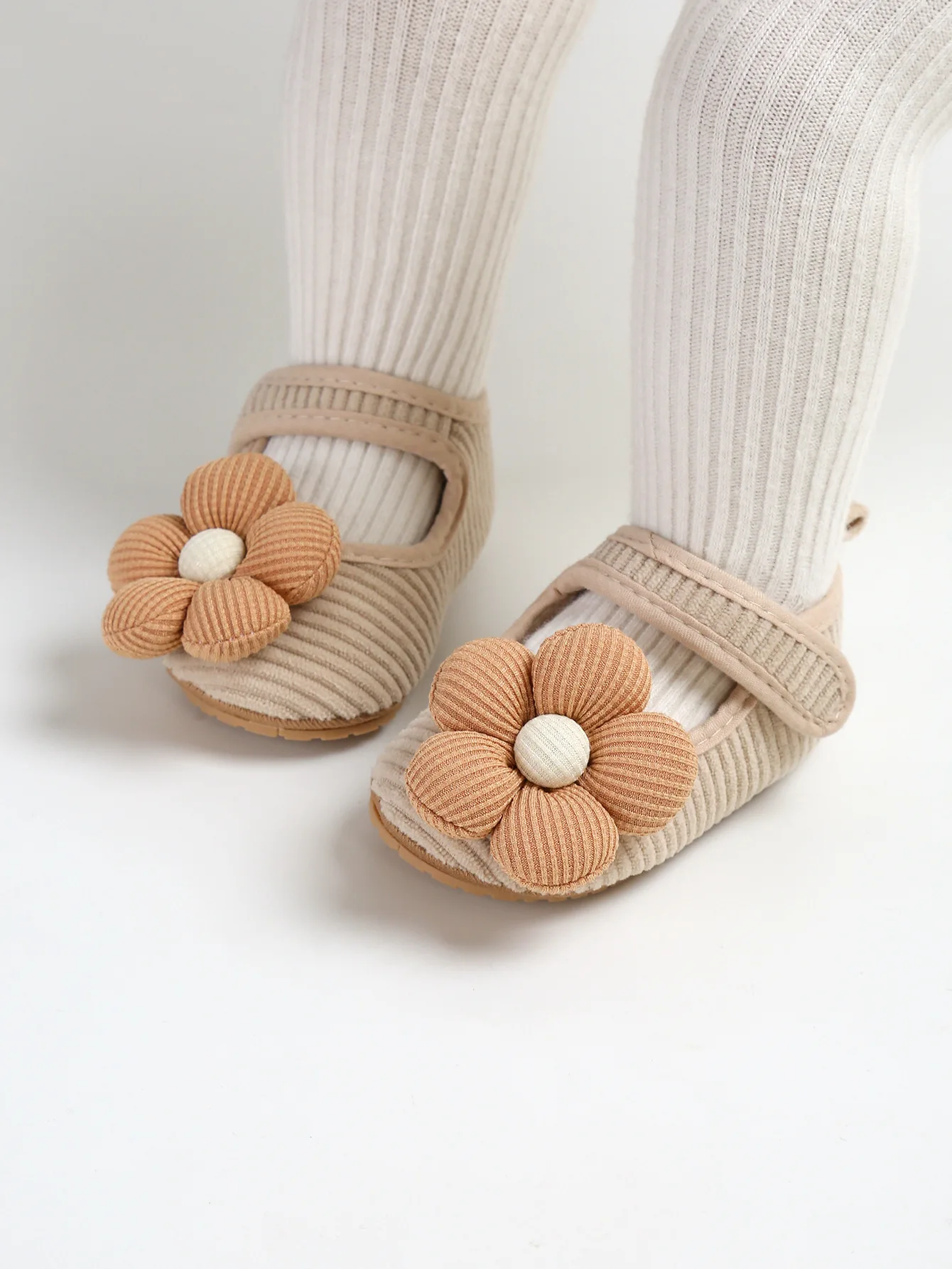 2025 New Arrival Baby Girl Shoes High Quality Anti-Slip Floral Design Breathable and Fashion Trend for Summer Spring Autumn factory