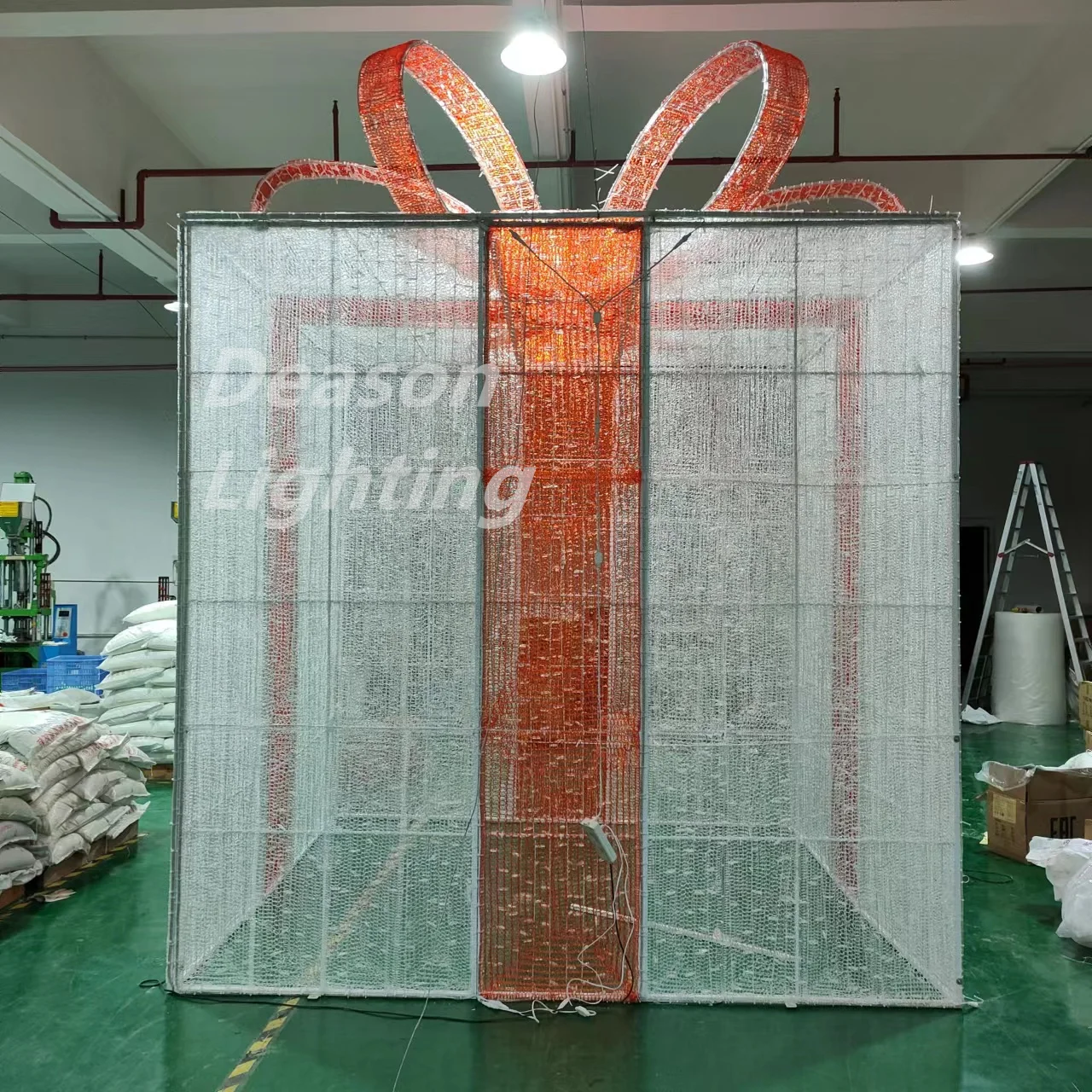 giant outdoor christmas gift box lights 5