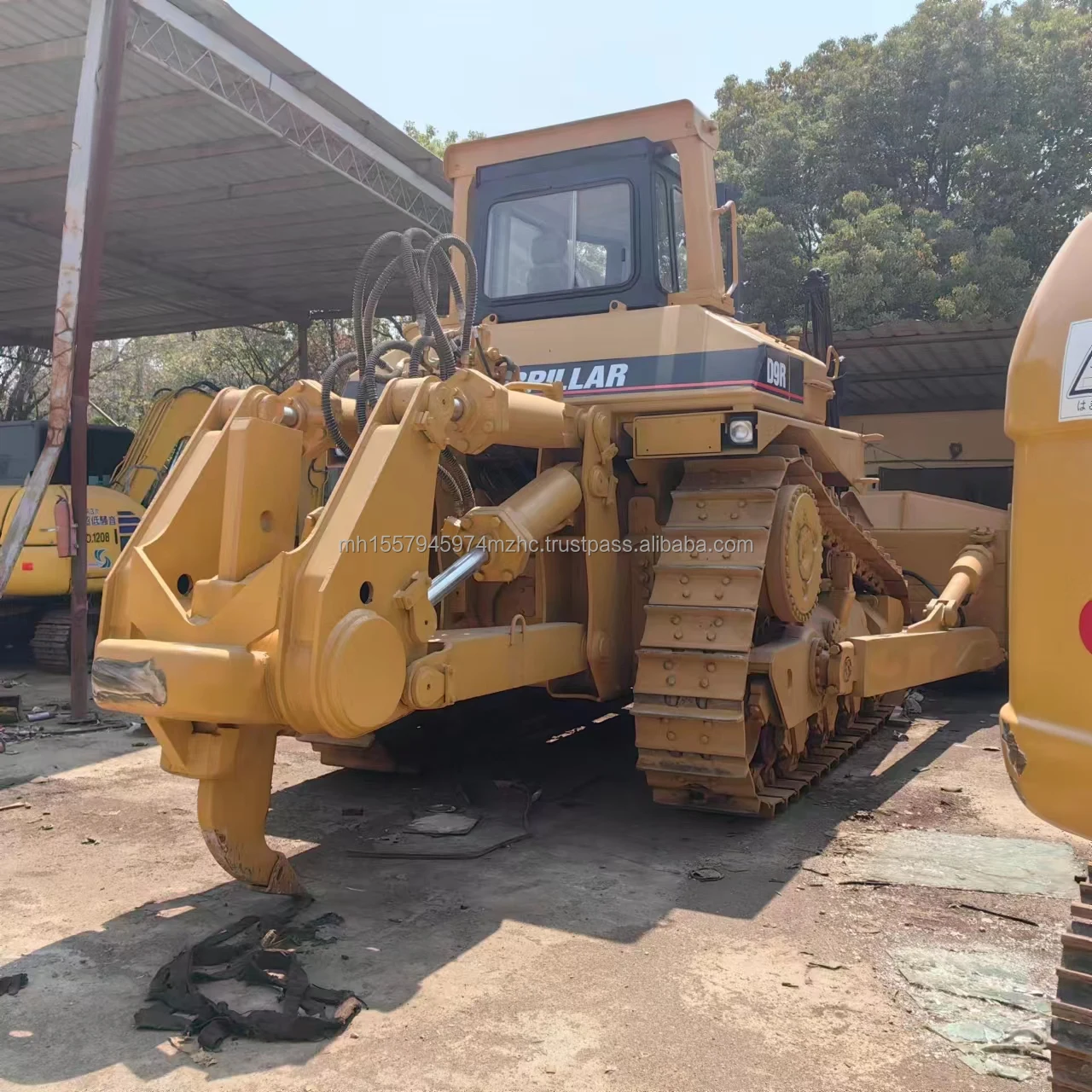 Japan Made Earth Moving Bulldozer Caterpillar D R Dozer Cat Heavy