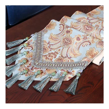 Hot-selling luxury European Nordic yarn-dyed jacquard polyester beaded table runner placemat family hotel