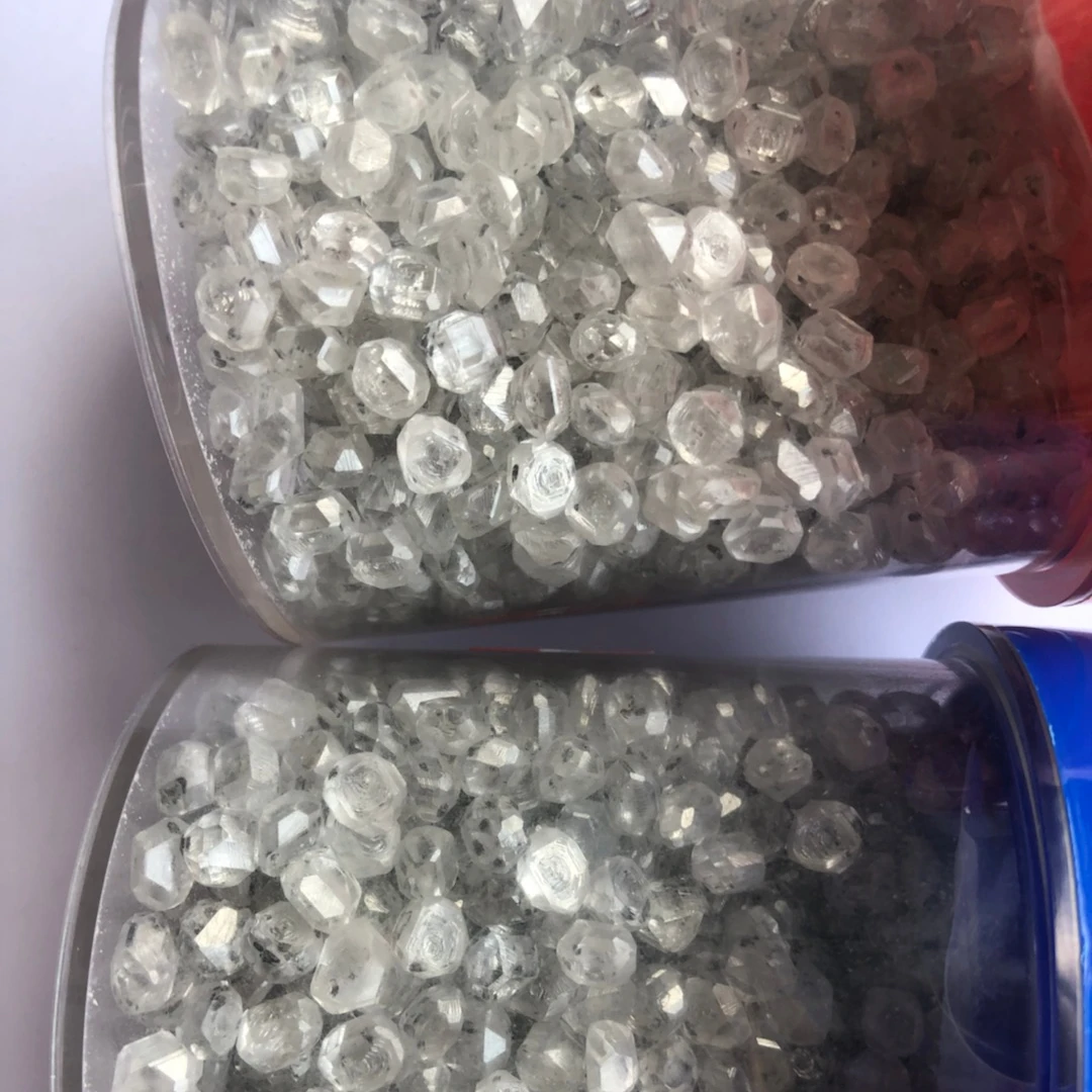 loose rough diamonds