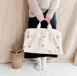 Mom's Embroidered Large Capacity Travel Bag Luggage Bag Lightweight Storage Handheld Crossbody Bag